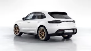 2026 Porsche Macan - Image 17 of 31