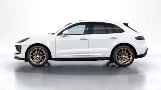 2026 Porsche Macan - Image 9 of 31
