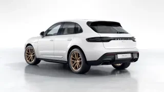 2026 Porsche Macan - Image 21 of 31