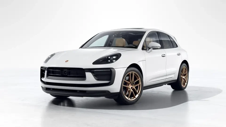 2026 Porsche Macan - Image 7 of 31