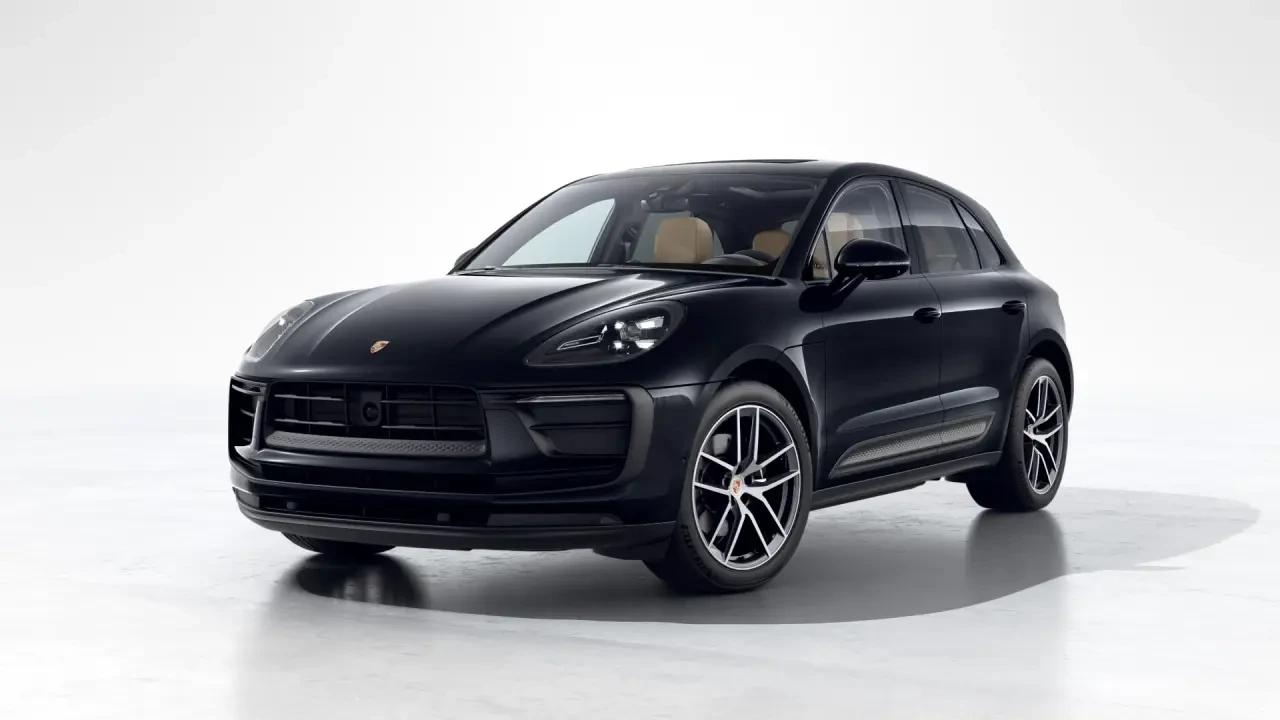 2026 Porsche Macan - Image 8 of 31