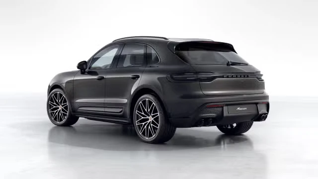 2026 Porsche Macan - Image 18 of 31