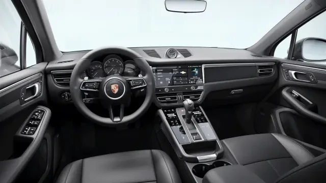 2026 Porsche Macan - Image 30 of 31