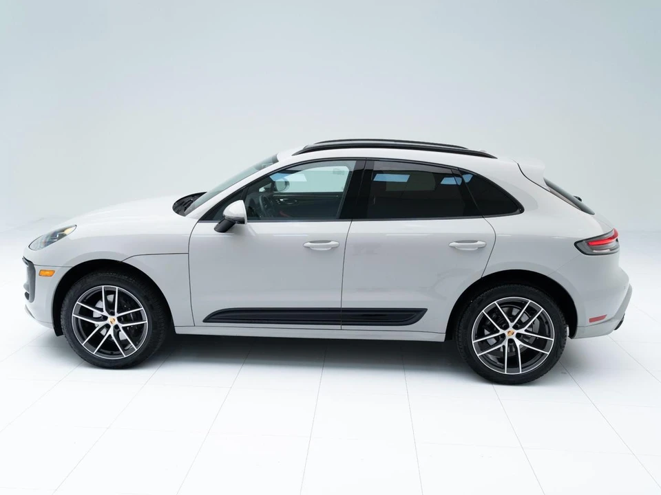 2026 Porsche Macan Electric - Image 2 of 30