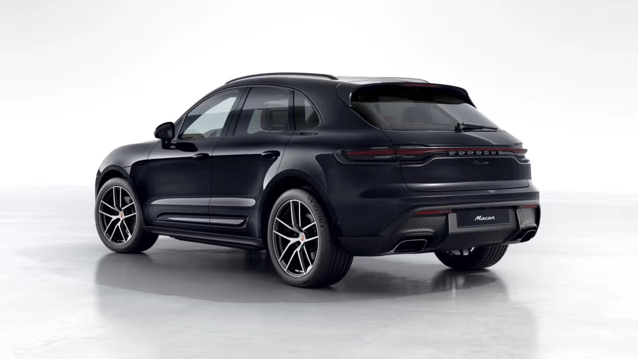 2026 Porsche Macan - Image 20 of 30