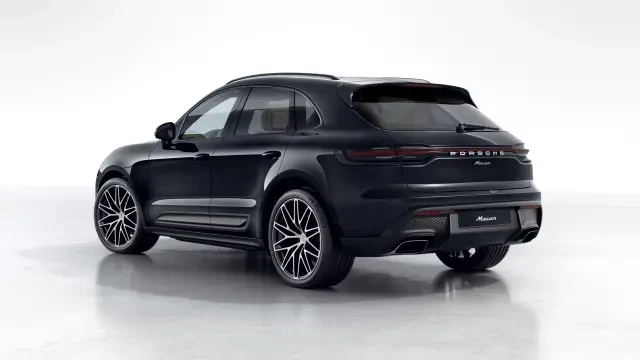 2026 Porsche Macan - Image 22 of 30