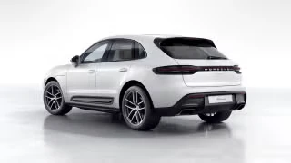 2026 Porsche Macan - Image 17 of 30