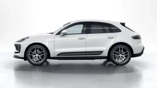 2026 Porsche Macan - Image 13 of 30