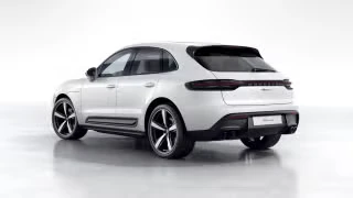 2026 Porsche Macan - Image 17 of 30