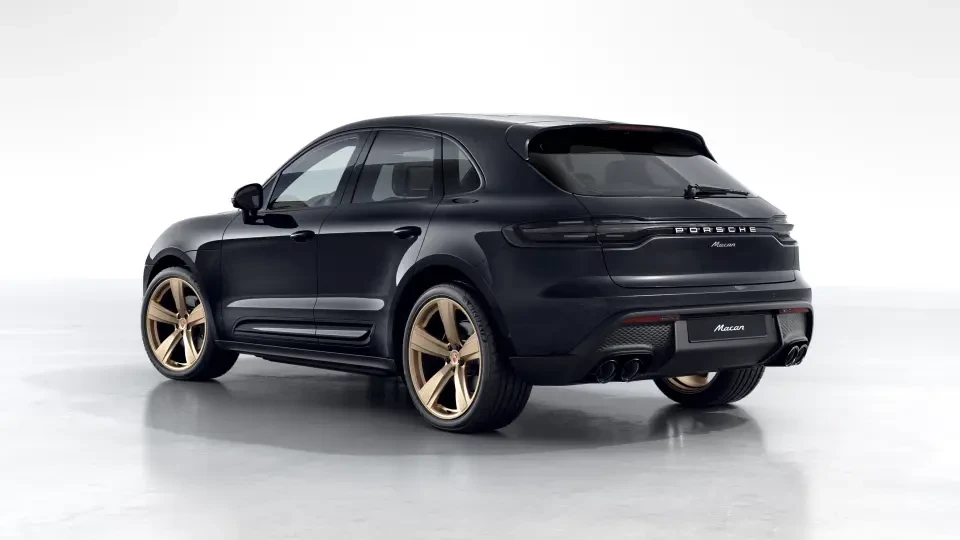 2026 Porsche Macan - Image 23 of 30