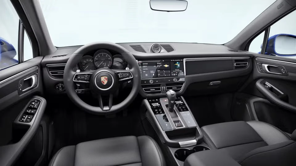2026 Porsche Macan - Image 27 of 30