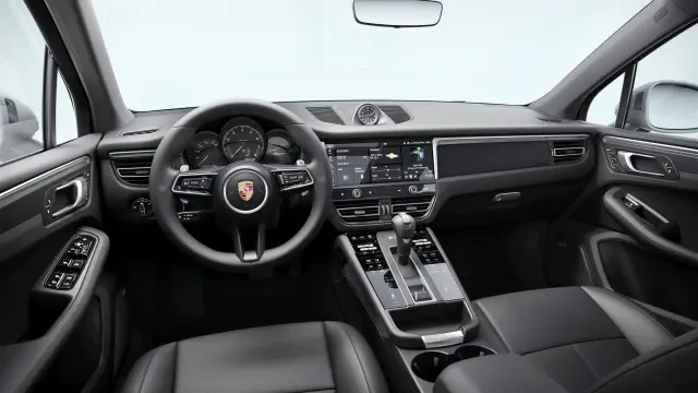 2026 Porsche Macan - Image 30 of 30