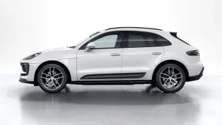 2026 Porsche Macan - Image 13 of 30