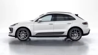 2026 Porsche Macan - Image 9 of 30