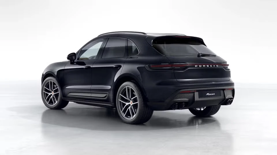 2026 Porsche Macan - Image 19 of 30