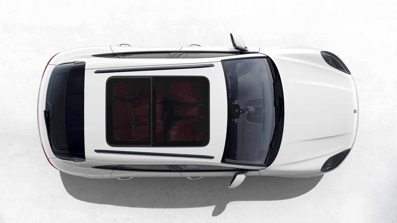 2026 Porsche Macan Electric - Image 5 of 10