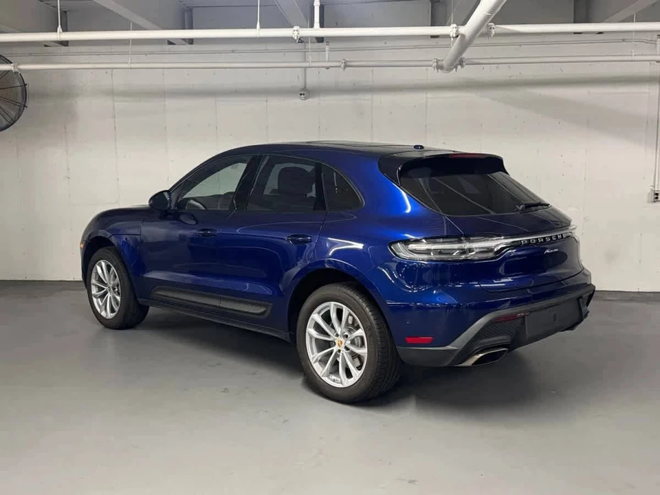 2026 Porsche Macan Electric - Image 3 of 5