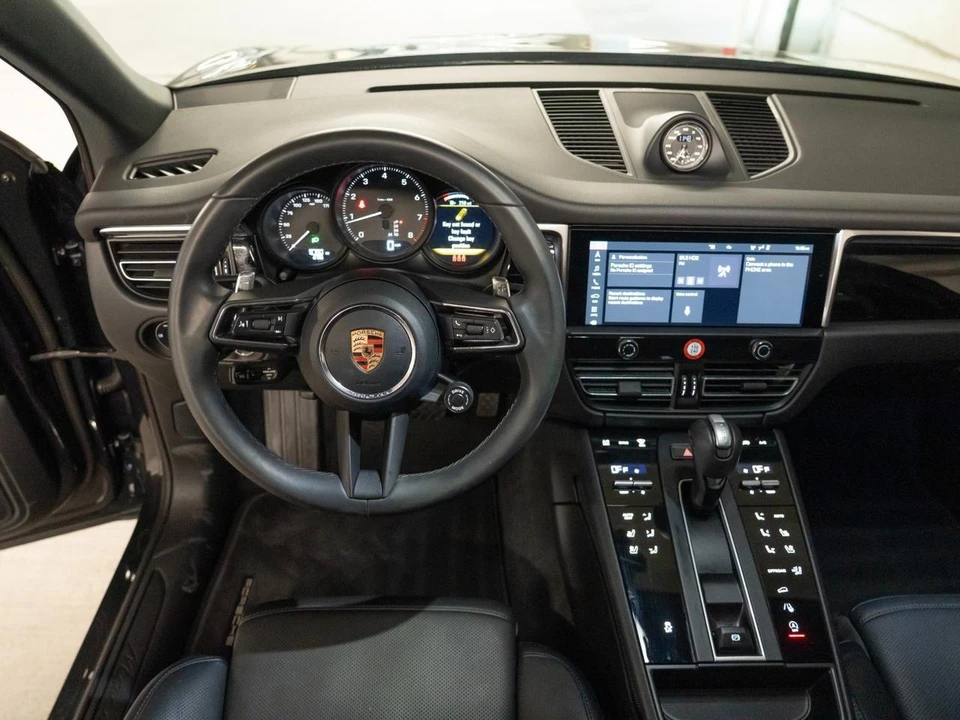 2026 Porsche Macan Electric - Image 29 of 30