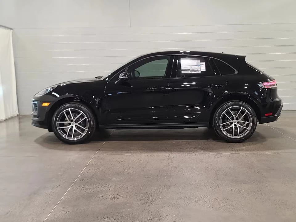 2026 Porsche Macan - Image 12 of 21