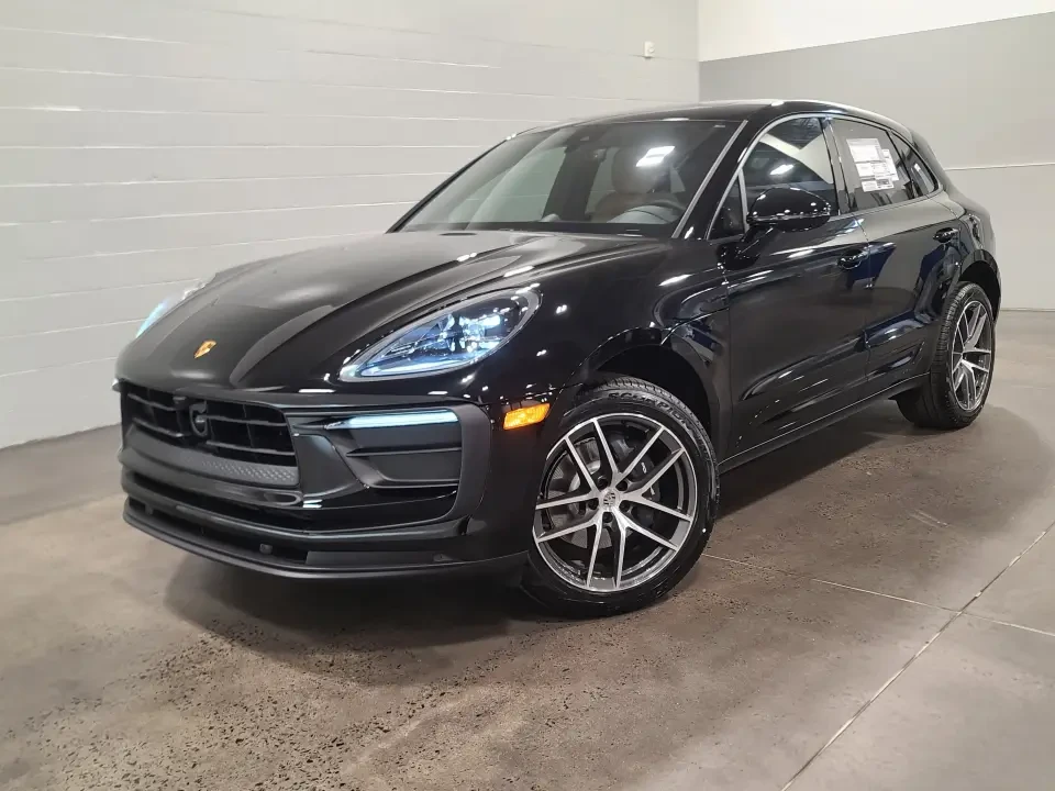 2026 Porsche Macan - Image 7 of 21