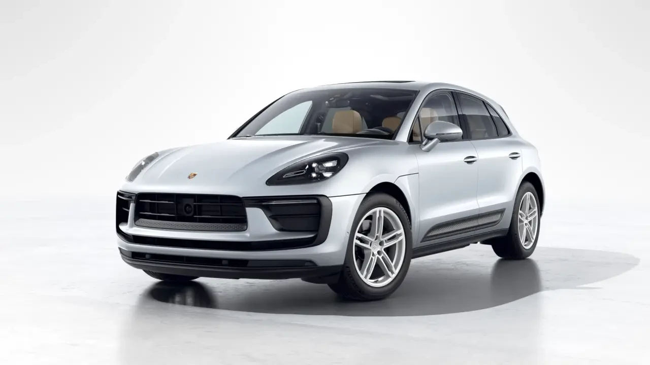 2026 Porsche Macan - Image 8 of 31