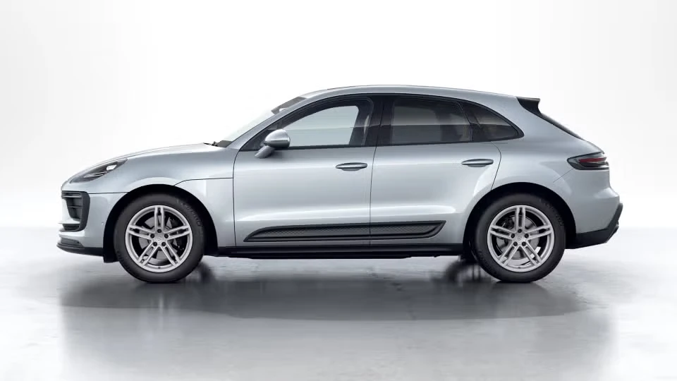 2026 Porsche Macan - Image 11 of 31