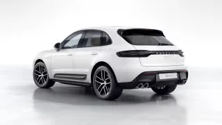 2026 Porsche Macan - Image 17 of 31