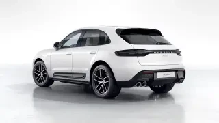2026 Porsche Macan - Image 21 of 31