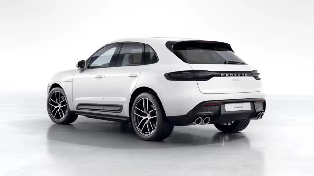 2026 Porsche Macan - Image 18 of 31
