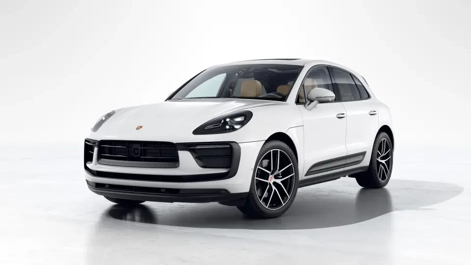 2026 Porsche Macan - Image 7 of 31
