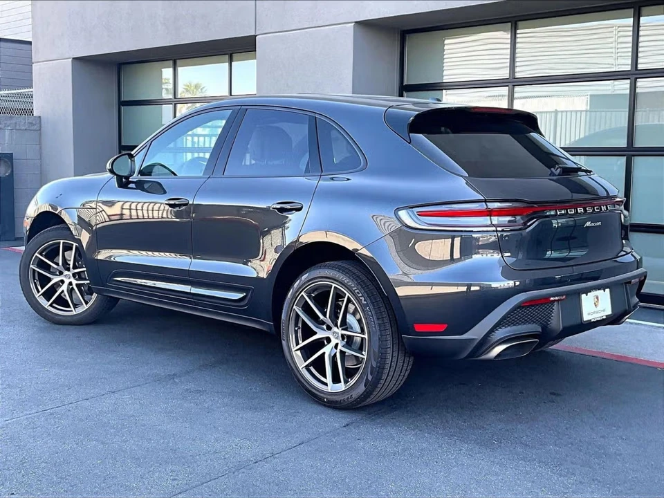 2026 Porsche Macan Electric - Image 20 of 31