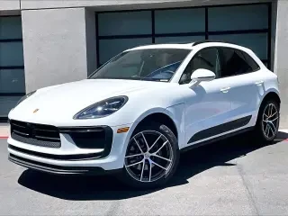 2026 Porsche Macan Electric - Image 5 of 31