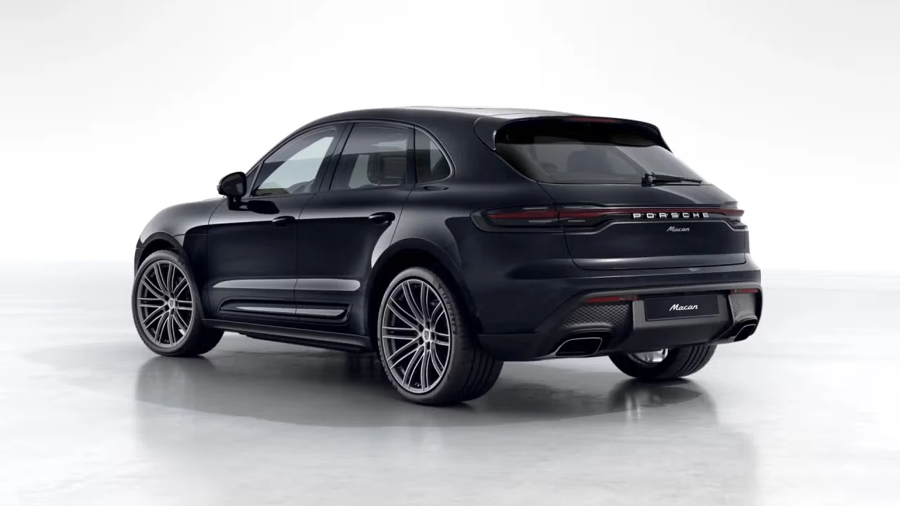2026 Porsche Macan - Image 20 of 31