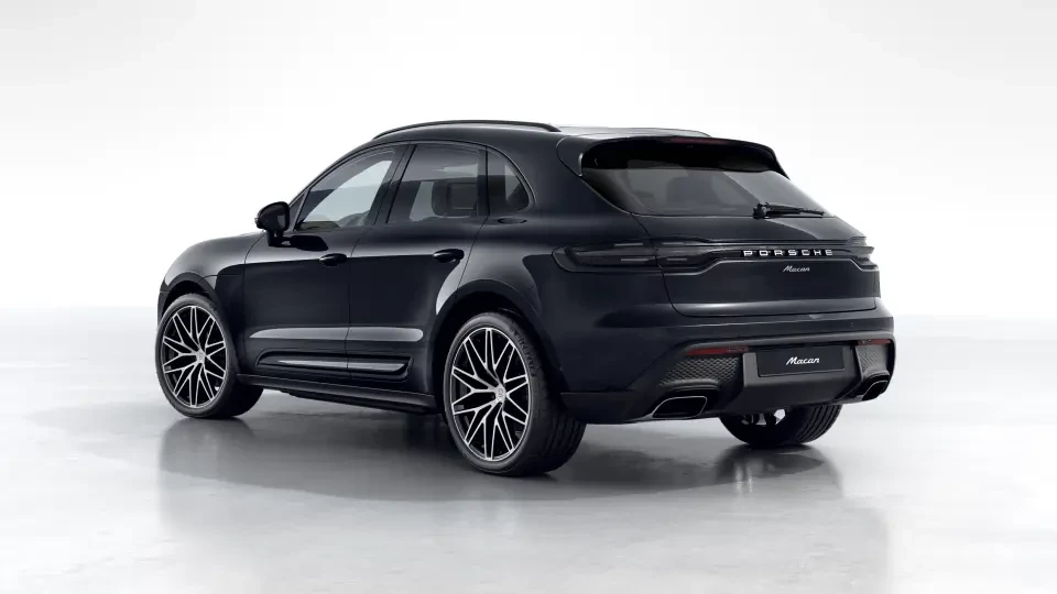 2026 Porsche Macan - Image 23 of 31