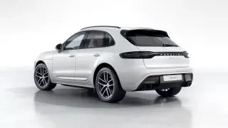 2026 Porsche Macan - Image 21 of 31