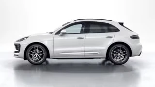 2026 Porsche Macan - Image 9 of 31