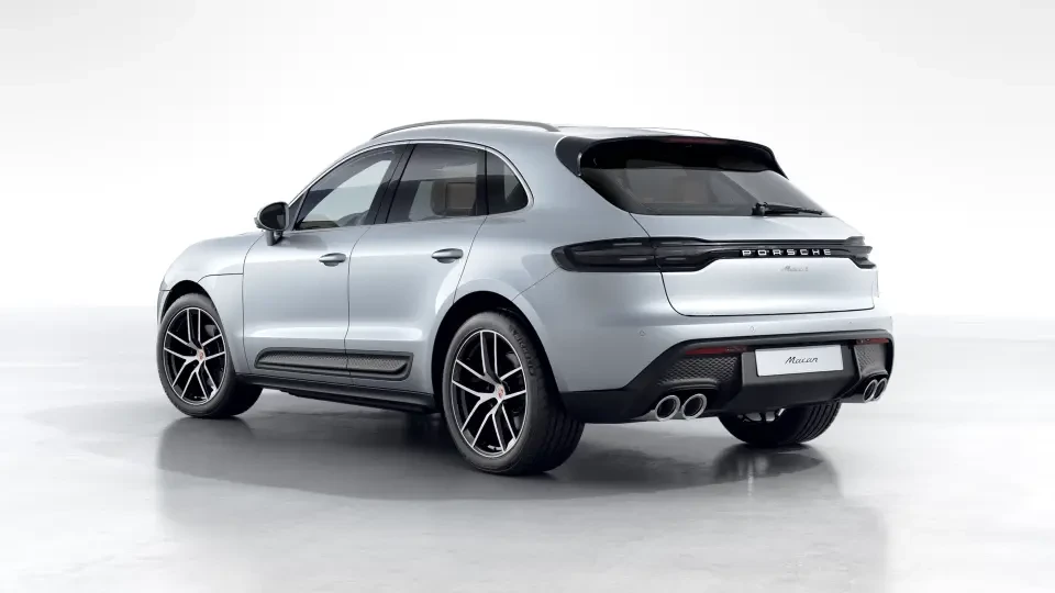 2026 Porsche Macan - Image 23 of 31