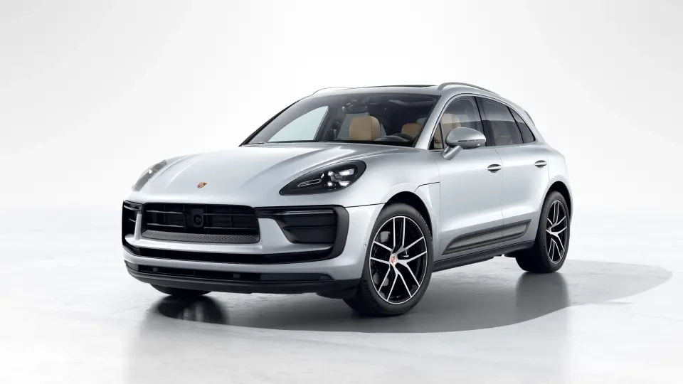 2026 Porsche Macan - Image 7 of 31