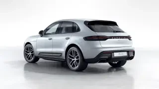 2026 Porsche Macan - Image 21 of 31