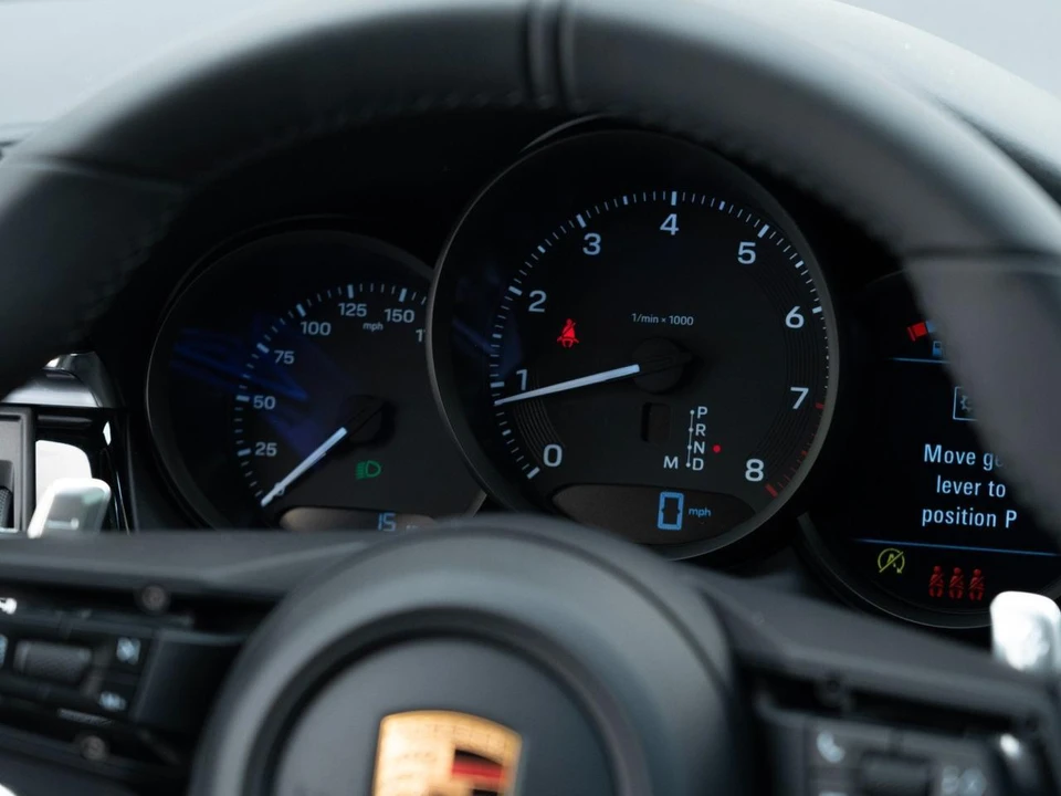 2026 Porsche Macan Electric - Image 31 of 31