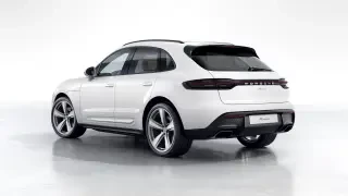2026 Porsche Macan - Image 21 of 30