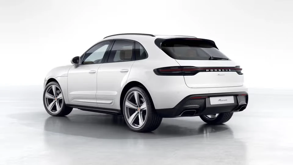 2026 Porsche Macan - Image 19 of 30