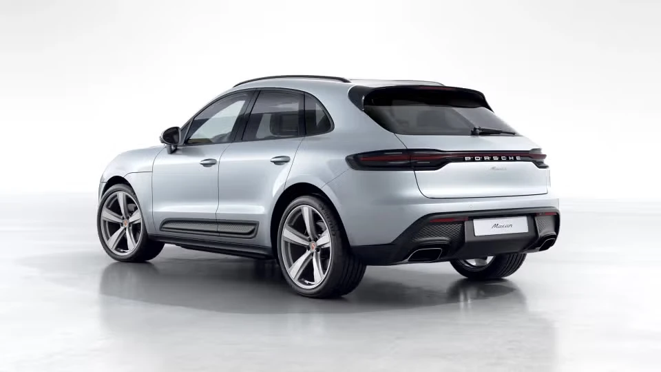 2026 Porsche Macan - Image 19 of 30