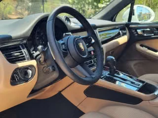 2026 Porsche Macan Electric - Image 25 of 31