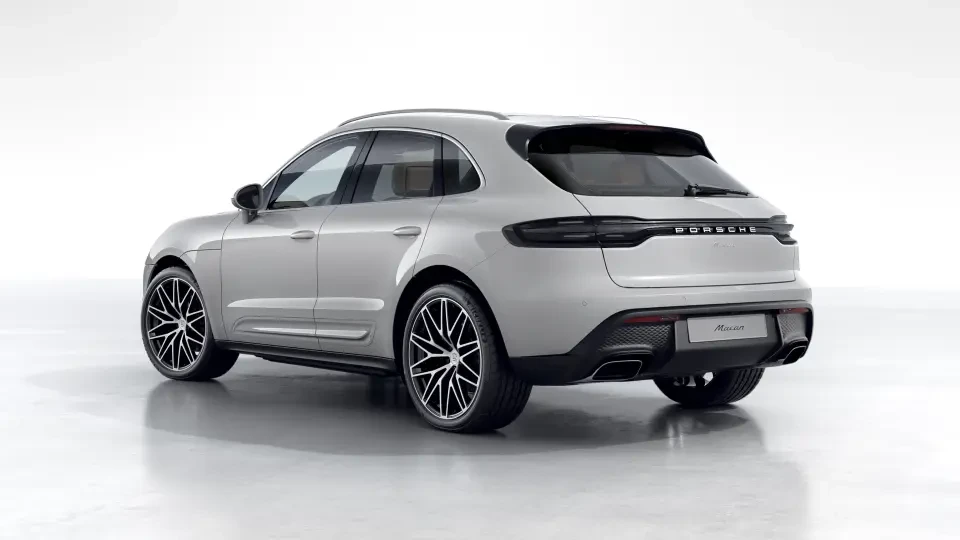 2026 Porsche Macan - Image 23 of 31