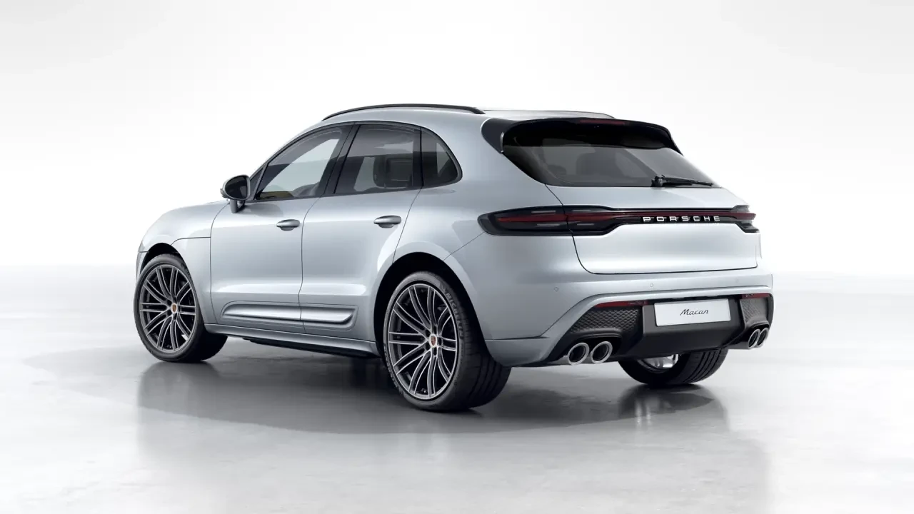 2026 Porsche Macan - Image 24 of 31