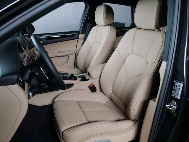 2026 Porsche Macan Electric - Image 5 of 5
