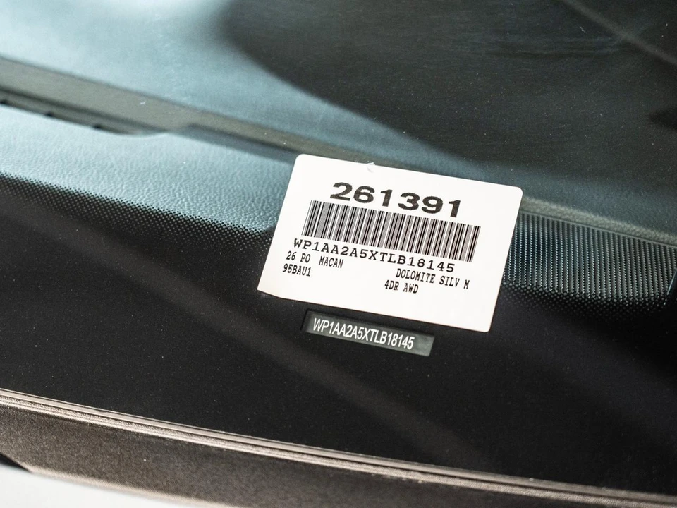 2026 Porsche Macan Electric - Image 28 of 28