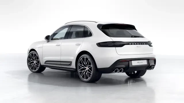 2026 Porsche Macan - Image 22 of 31