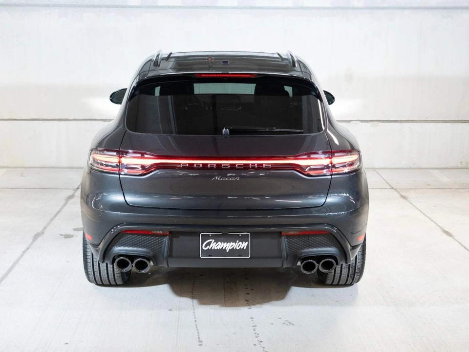 2026 Porsche Macan Electric - Image 10 of 29